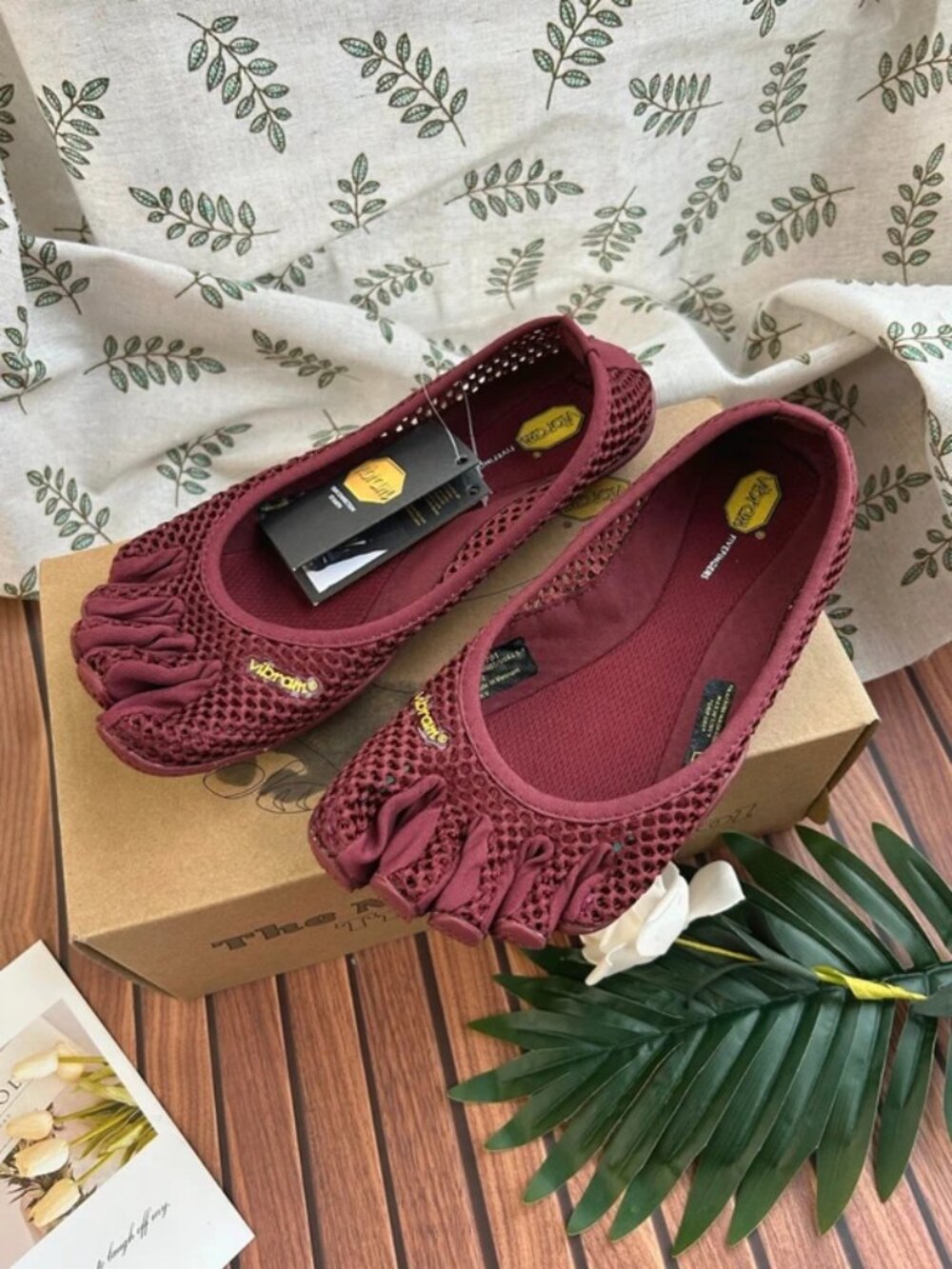 Vibram FiveFingers Burgundy Mesh Slip-On Barefoot Five Toe Shoes | Brand New
